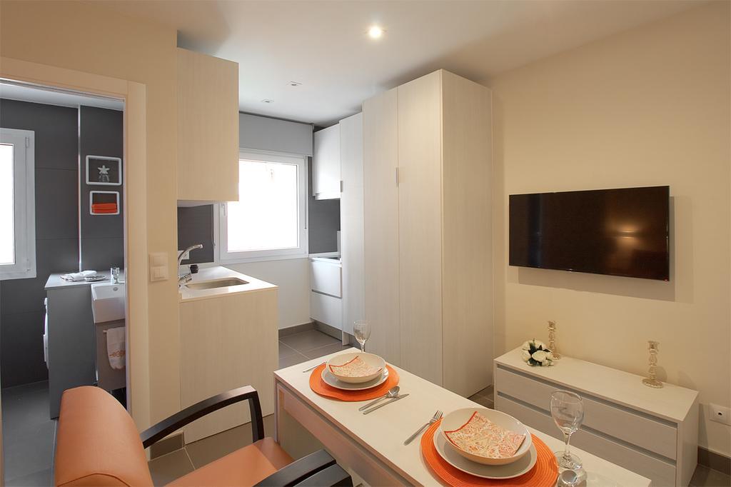 Apartamentos Malagueta Urban Beach Málaga Eksteriør billede
