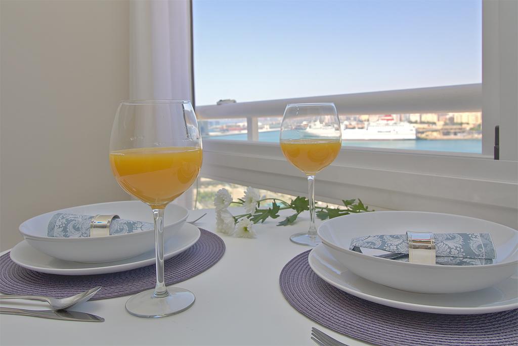 Apartamentos Malagueta Urban Beach Málaga Værelse billede
