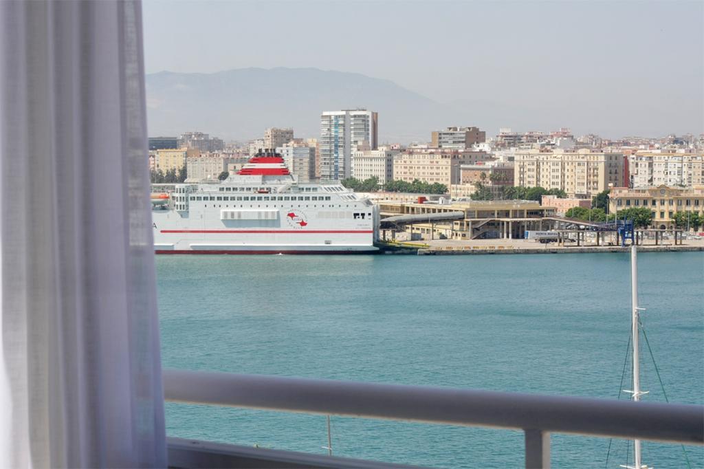 Apartamentos Malagueta Urban Beach Málaga Værelse billede